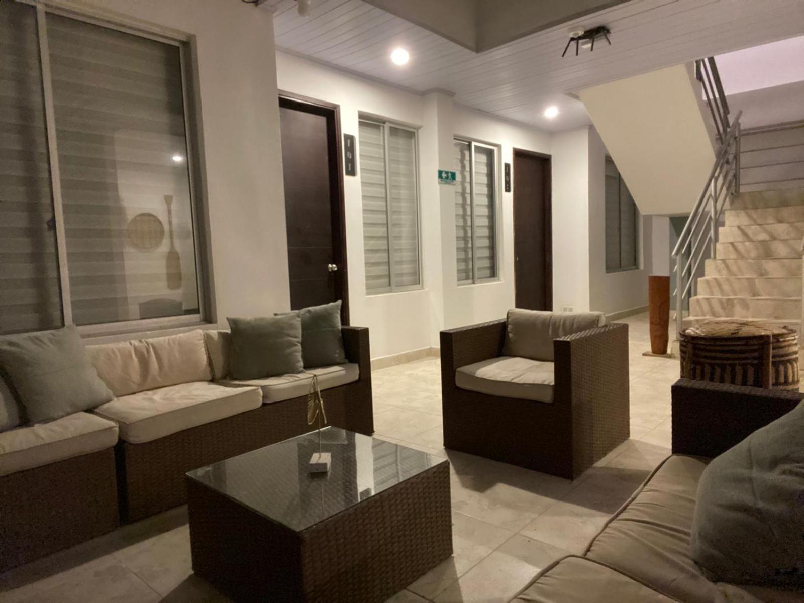 Bhb - Apartahotel Leticia Bagian luar foto